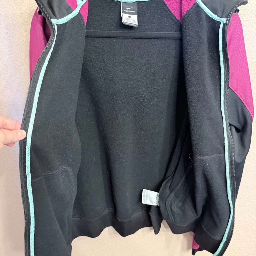 Nike Therma-FIT Hoodie Womens Medium Black Magenta Skull Full Zip Sweatshirt